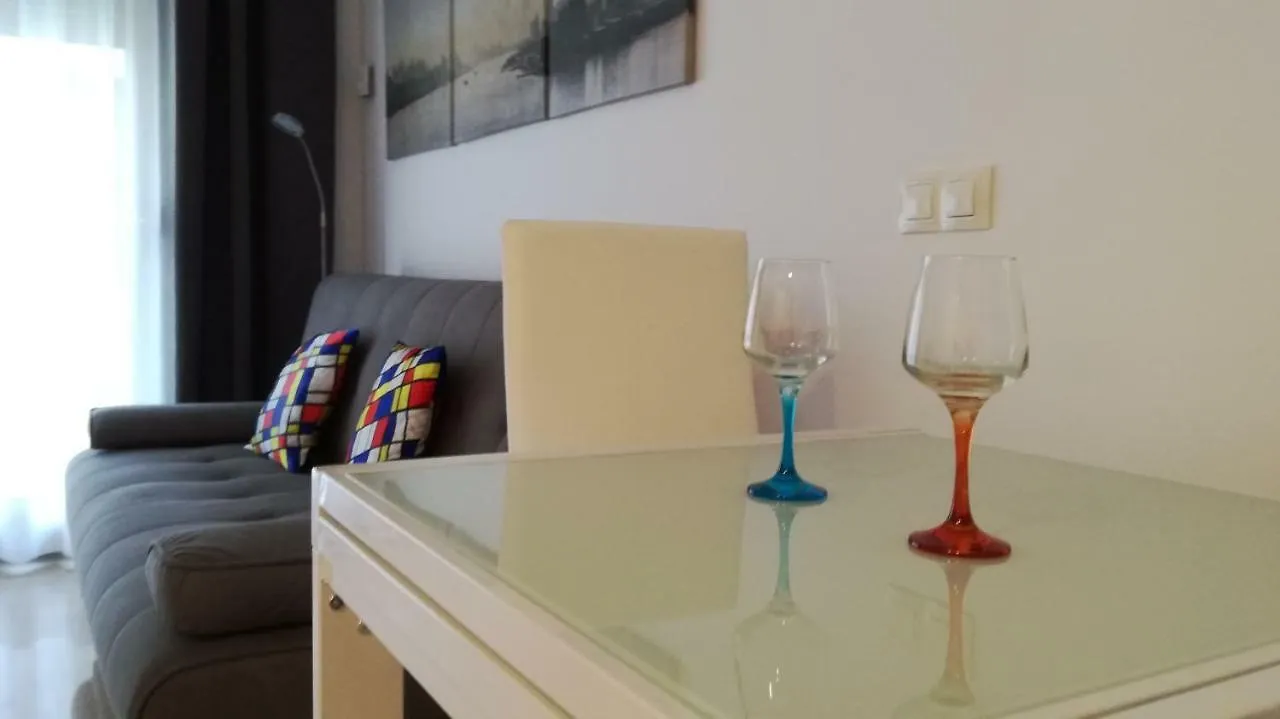 Romàntic Villa Jessica Figueras Appartement